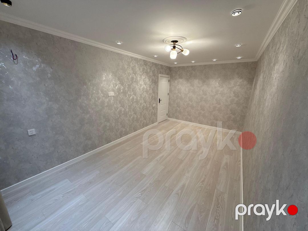 Satılır 2 otaqlı köhnə tikili 55 m² — Mənzil, Bakı (7)