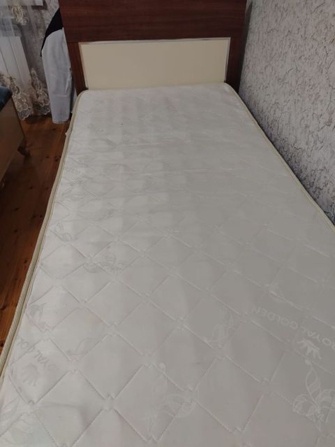 İşlənmiş, Təknəfərlik çarpayı, Bazasız, Matras ilə, Siyirməsiz — Xırdalan