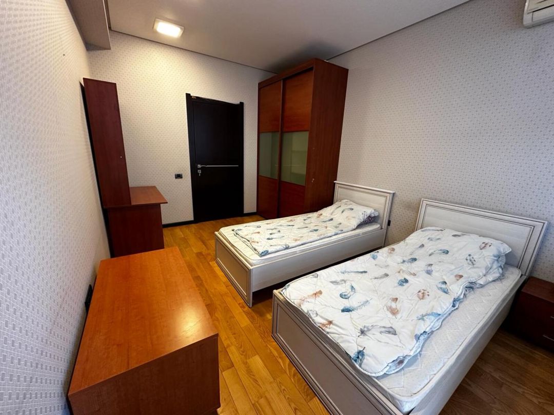 İcarəyə verilir 4 otaqlı yeni tikili 191 m² — Mənzil, Bakı (7)