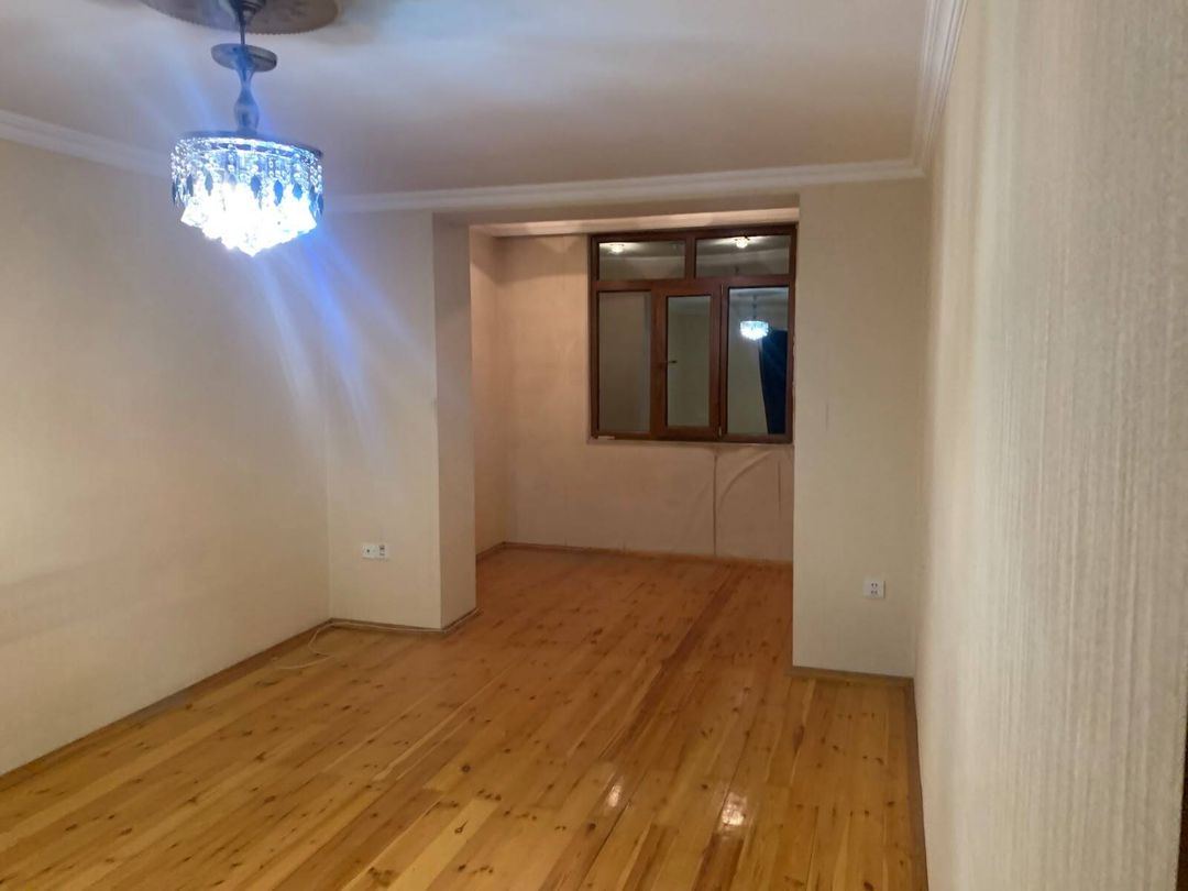 Satılır 3 otaqlı köhnə tikili 65 m² — Mənzil, Bakı (2)