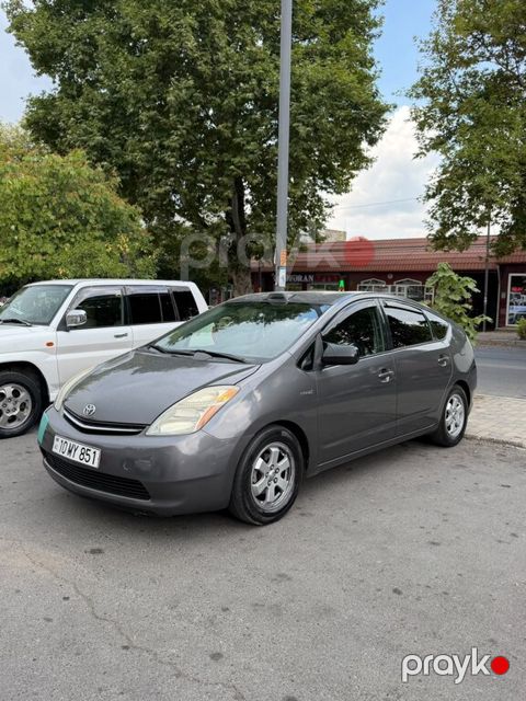 Toyota Prius, 1.5 L, 1.3 kWh, 2008 il, 352 446 km