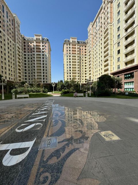 Satılır 2 otaqlı yeni tikili 76 m² — Bakı