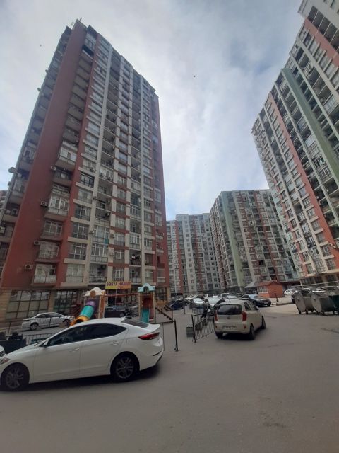 Satılır 2 otaqlı yeni tikili 82 m² — Bakı