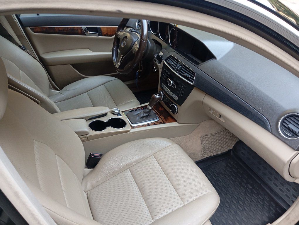 Mercedes C 250, 1.8 L, 2012 il, 205 000 km — Avtomobillər, Bakı (6)
