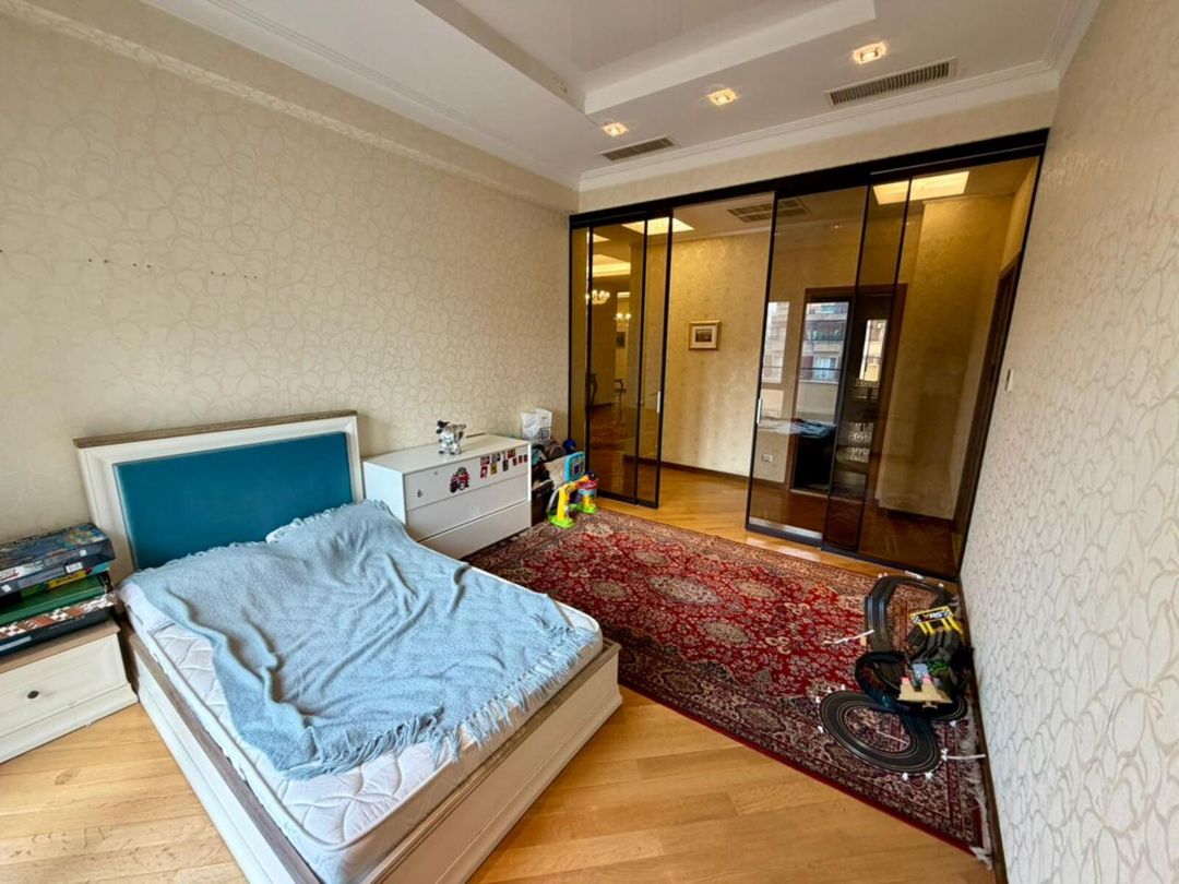 Satılır 5 otaqlı yeni tikili 395 m² — Mənzil, Bakı (7)
