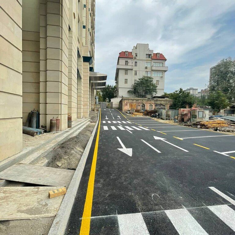 Yol xətt boyası — Təmir və inşaat, Bakı (9)