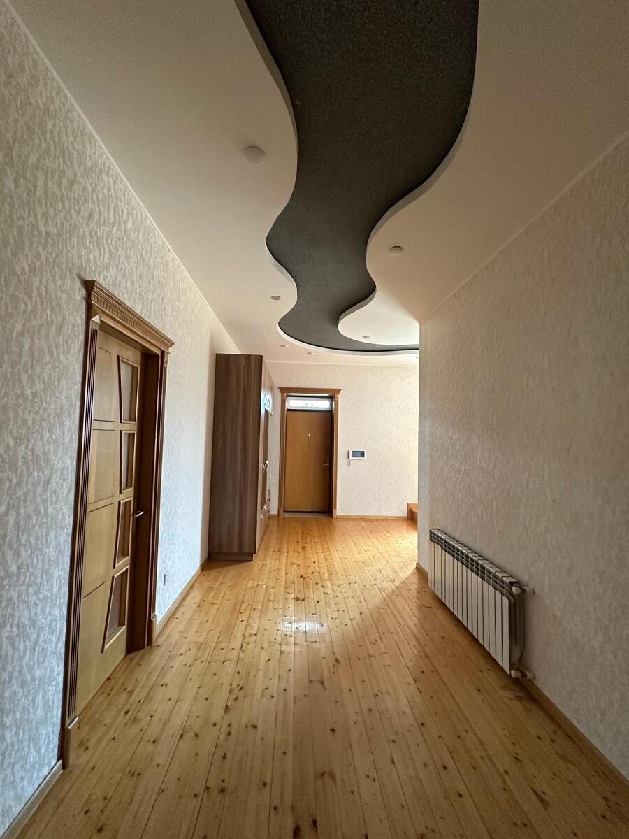 Satılır 6 otaqlı həyət evi/bağ evi 300 m² — Ev, villa, Bakı (8)