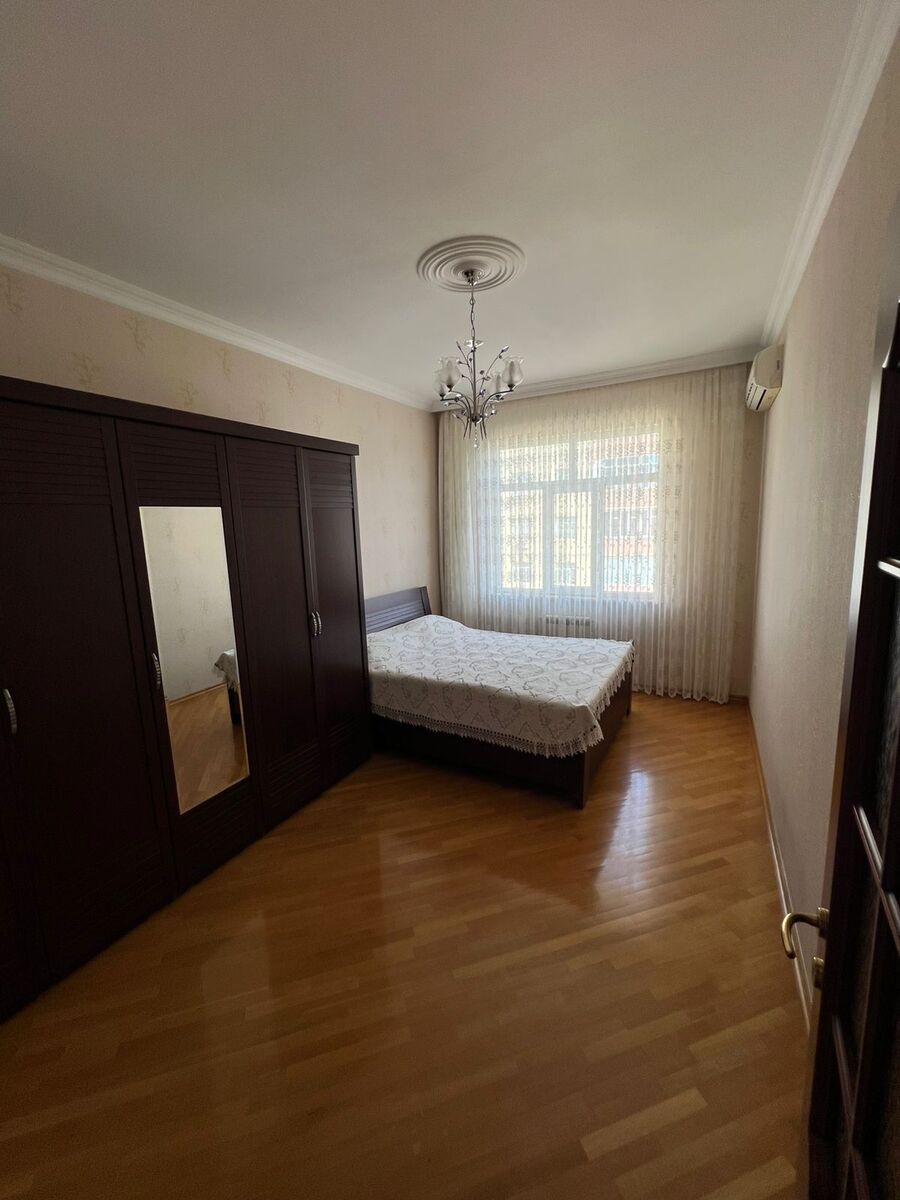 Satılır 4 otaqlı yeni tikili 167 m² — Mənzil, Bakı (7)