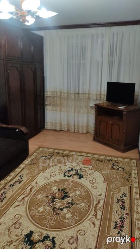 İcarəyə verilir 1 otaqlı köhnə tikili 32 m²
