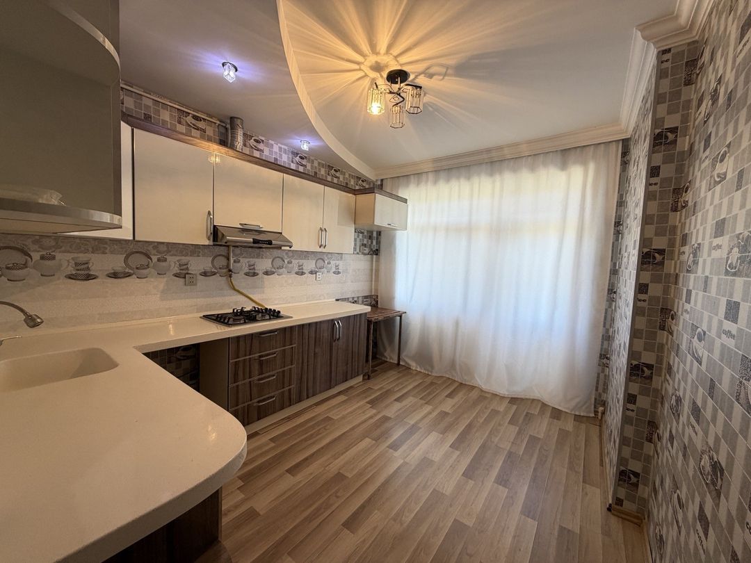 Satılır 2 otaqlı köhnə tikili 60 m² — Mənzil, Bakı (9)