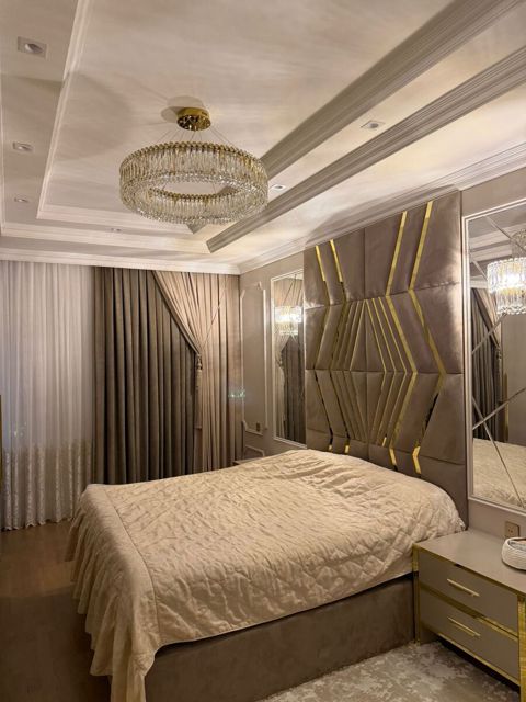 Satılır 4 otaqlı yeni tikili 181 m²