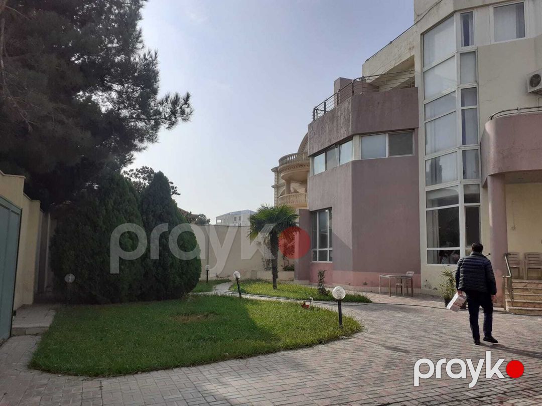 Satılır 10 otaqlı həyət evi/bağ evi 960 m² — Ev, villa, Bakı (3)