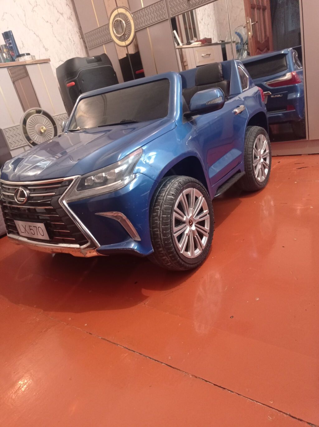 Uşaq üçün elektrikli minik maşını – Lexus LX 570 üslubunda, göy rəng — Uşaq avtomobilləri, Bakı (7)