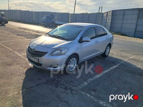 Toyota Yaris, 1.3 L, 2006 il, 398 000 km