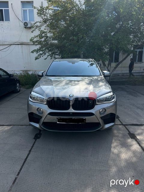 BMW X5 M, 4.4 L, 2015 il, 77 000 km