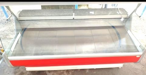 Soyuducu vitrin 2 metr 450₼. Ünvan Sumqayıt nasosnu (Xə918) Mehi — Bakı