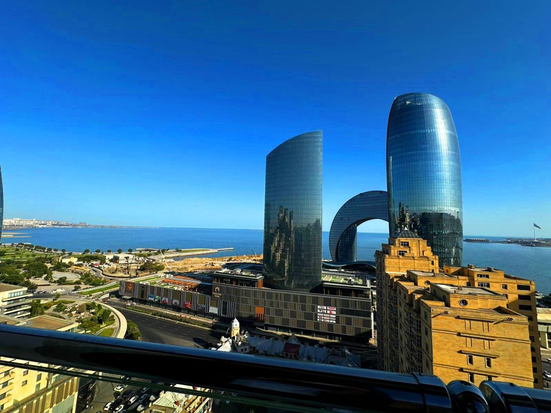 Satılır 4 otaqlı yeni tikili 185 m² — Mənzil, Bakı (9)