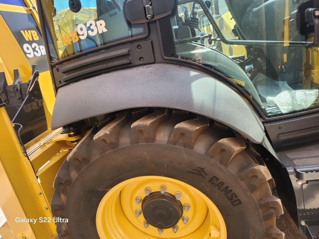Ekskavator "Komatsu WB93R-5" — İnşaat texnikası, Bakı (4)