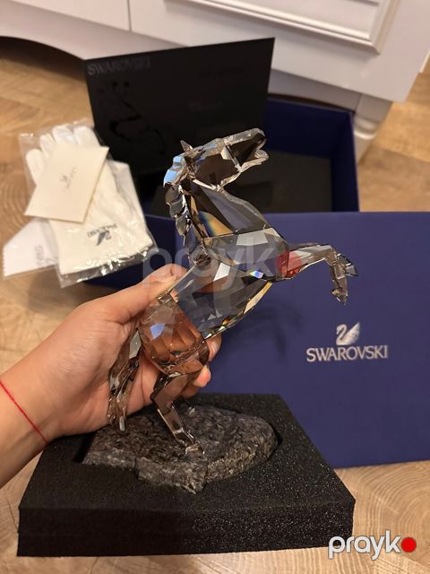 warovski Soulmates Satin Stallion — Bakı