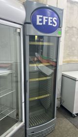 Efes brendli şüşə qapılı içki soyuducusu - Tək qapılı, vitrin tipli — Soyuducu Paltaryuyan televizor vitrinlerin satış mərkəzi — Refrigerated display cases