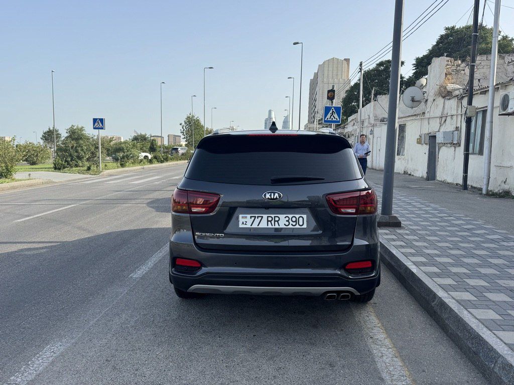 Kia Sorento, 2.0 L, 2017 il, 188 000 km — Avtomobillər, Bakı (4)