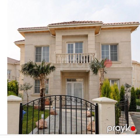 5 otaqlı həyət evi icarəyə verilir — Del Mar kompleksi, 230 m²