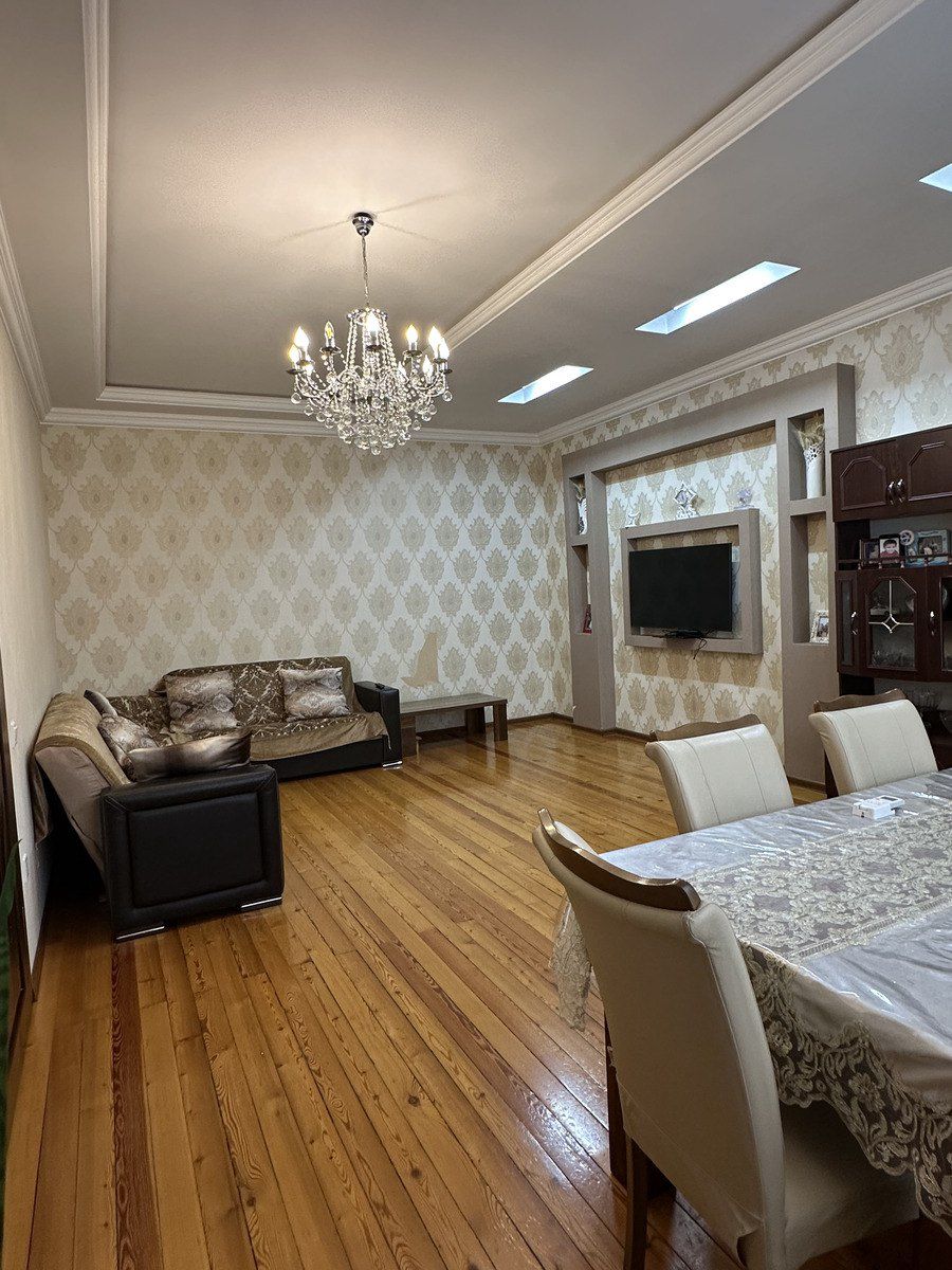 Satılır 4 otaqlı həyət evi/bağ evi 145 m² — Ev, villa, Bakı (2)