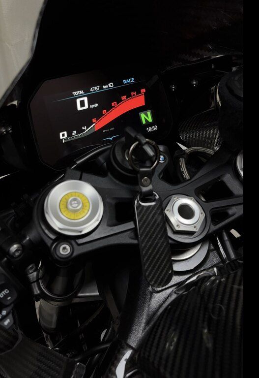 BMW S 1000 RR, 1000 sm3, 2022 il, 4 800 km — Motosikletlər, Bakı (3)
