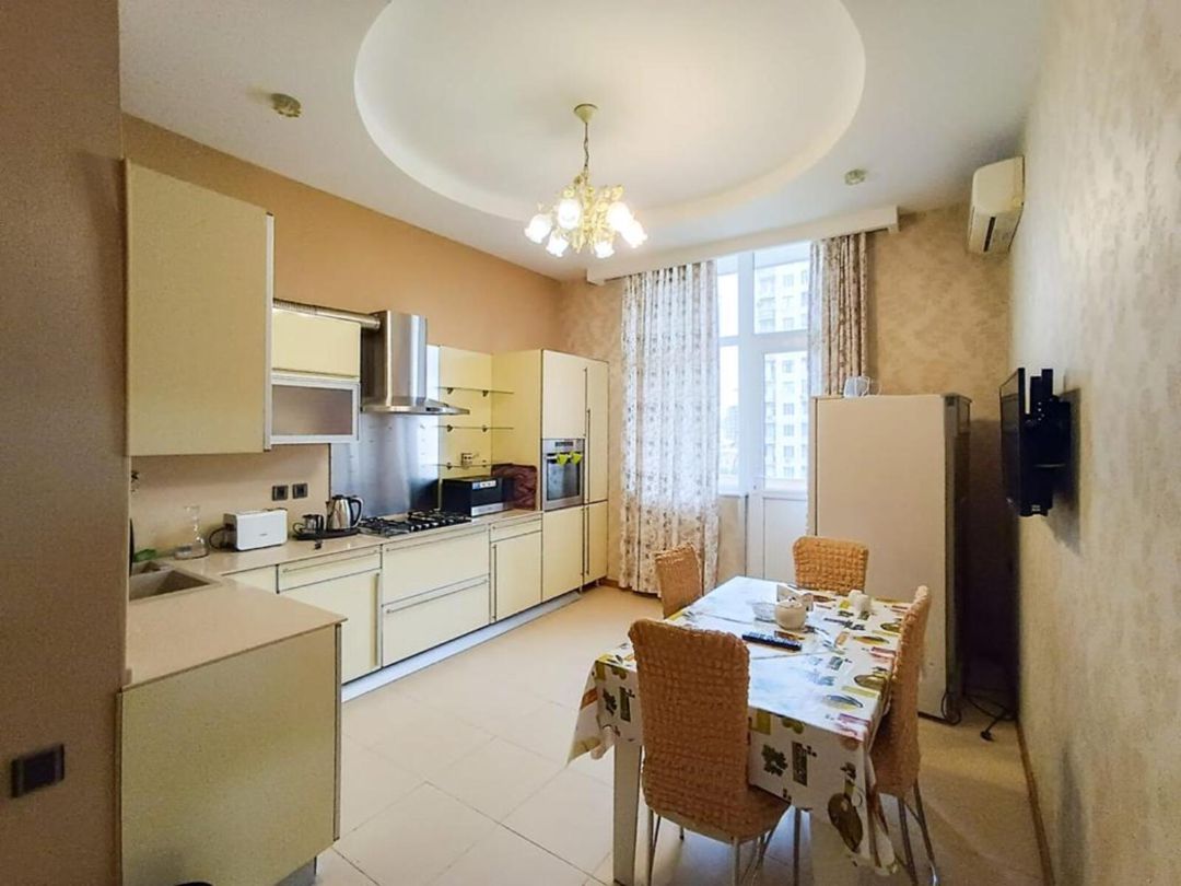 Satılır 3 otaqlı yeni tikili 225 m² — Mənzil, Bakı (6)