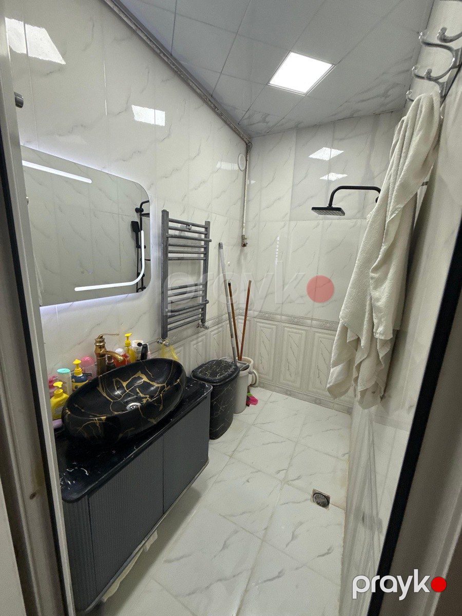 Satılır 3 otaqlı köhnə tikili 64 m² — Mənzil, Bakı (7)