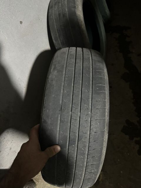 Teker gorunduyu kimidi 1 cutdu 20 azn 1 cutun qiymeti 20 195/65/15 — Masazır