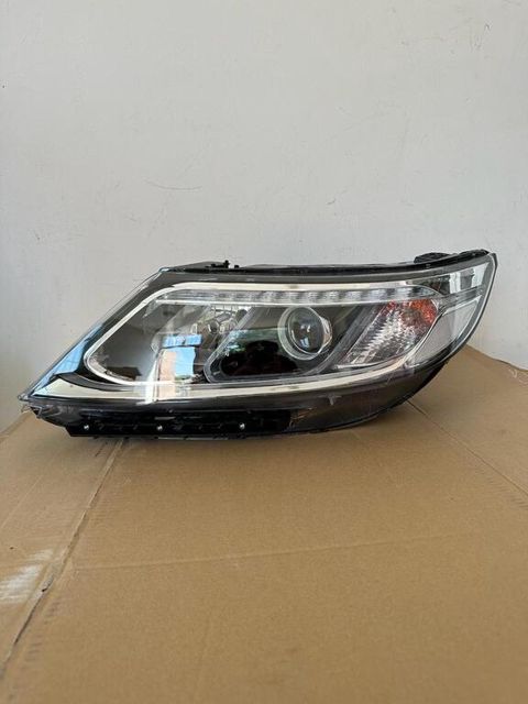 "Kia Sorento 2013" ön işığı — Bakı