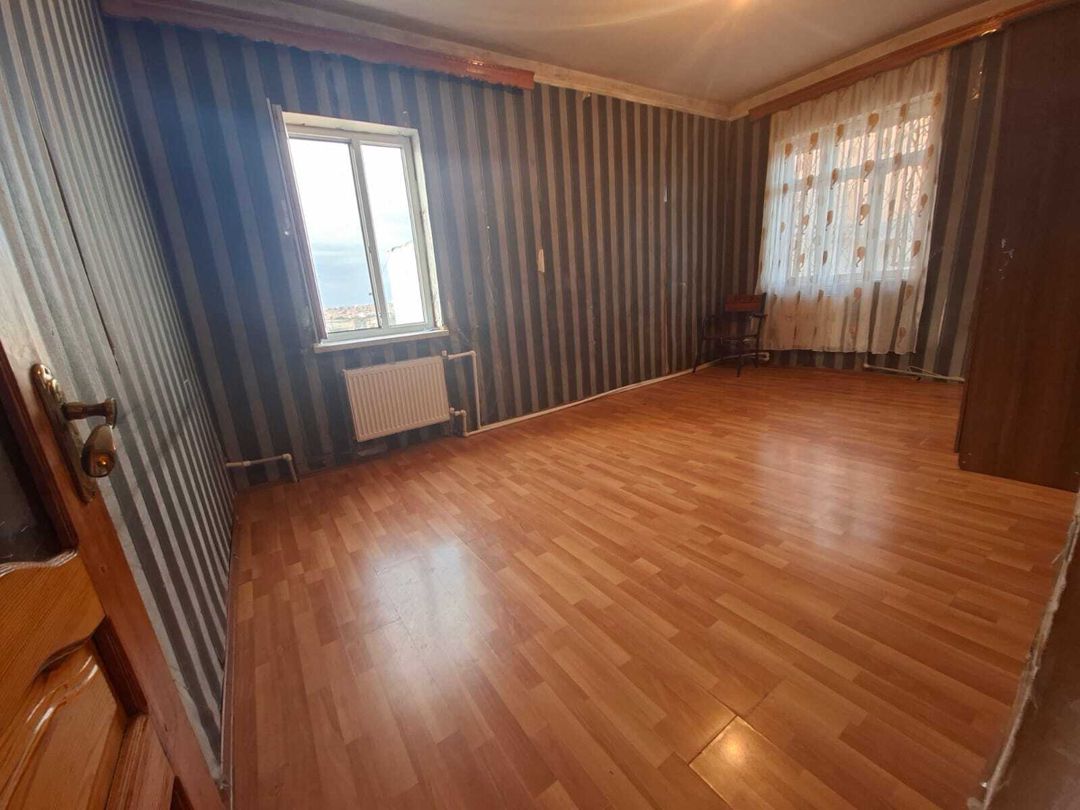 Satılır 1 otaqlı köhnə tikili 35 m² — Mənzil, Bakı (2)