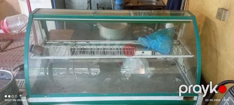 Soyuduculu vitrin satılır - Tip: elektriklə işləyən şüşə vitrin (şkaf — Bakı