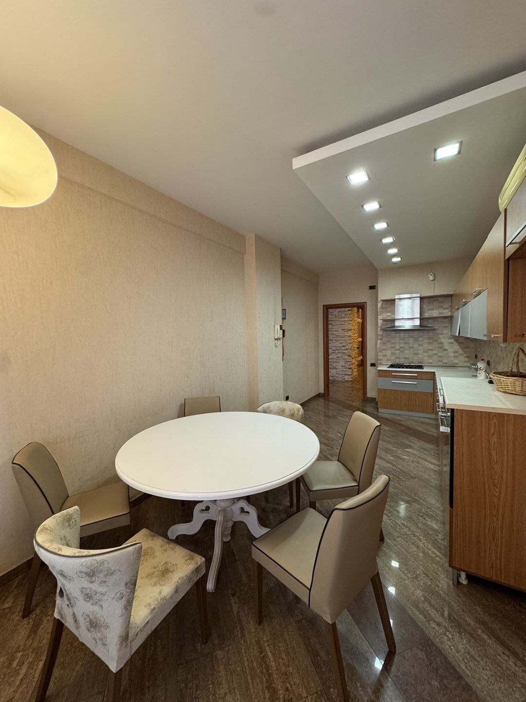 Satılır 4 otaqlı yeni tikili 230 m² — Mənzil, Bakı (8)