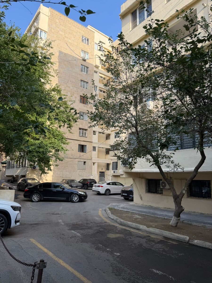 Satılır 3 otaqlı köhnə tikili 75 m² — Mənzil, Bakı (4)