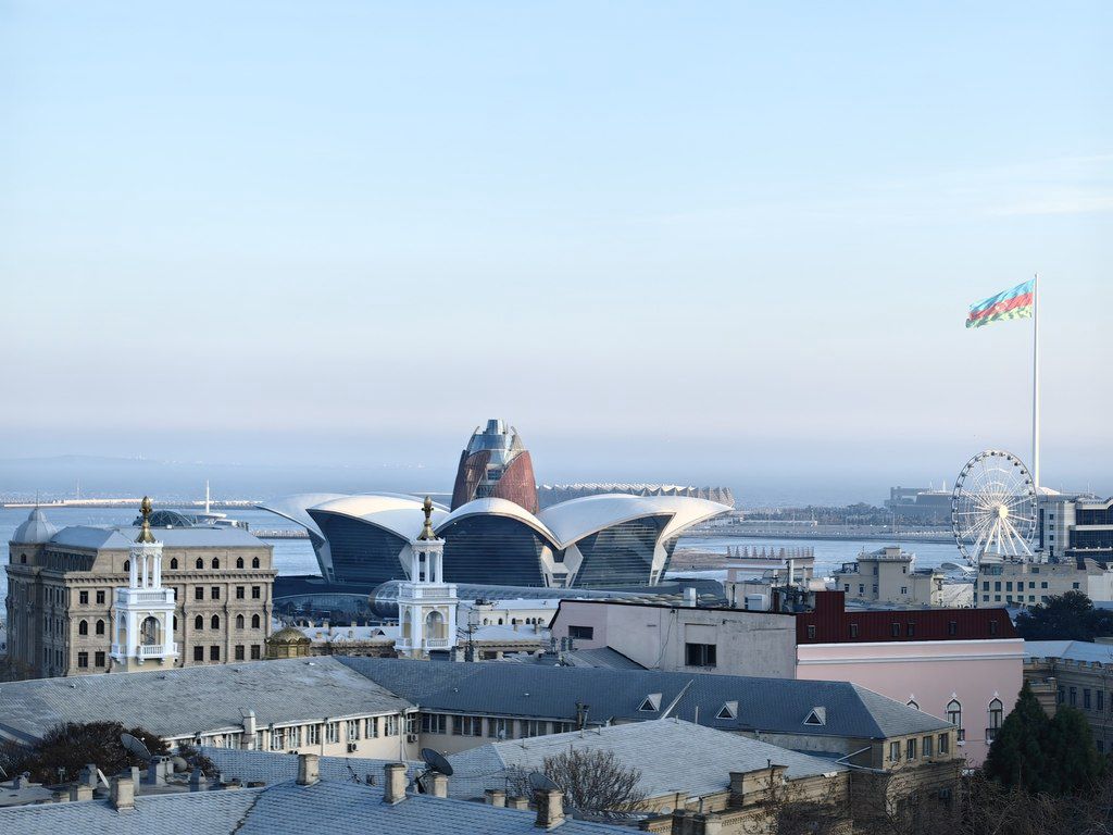 Satılır 4 otaqlı köhnə tikili 192 m² — Mənzil, Bakı (8)