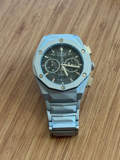 Hublot qol saatı — Bakı