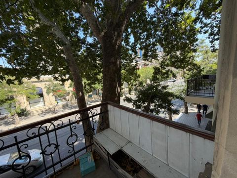 Satılır 2 otaqlı köhnə tikili 55 m² — Bakı