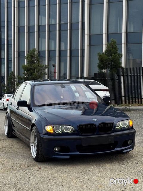 BMW 325, 2.5 L, 2003 il, 295 400 km