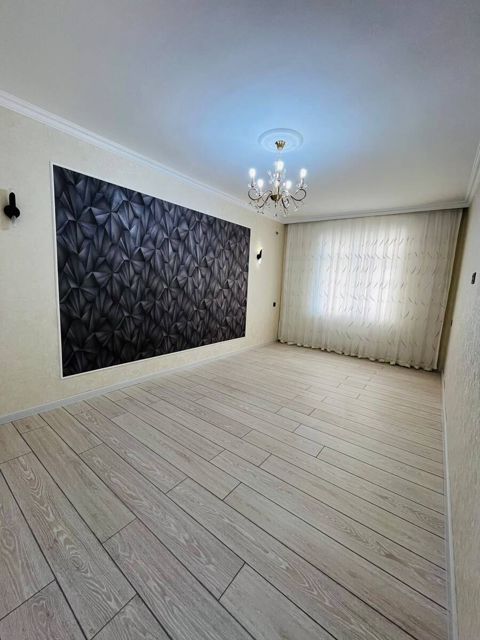 Satılır 2 otaqlı köhnə tikili 64 m² — Bakı