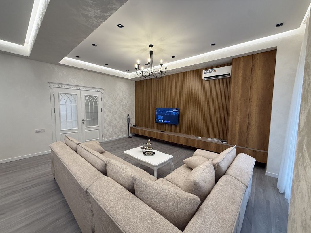 İcarəyə verilir 4 otaqlı yeni tikili 170 m² — Mənzil, Bakı (8)