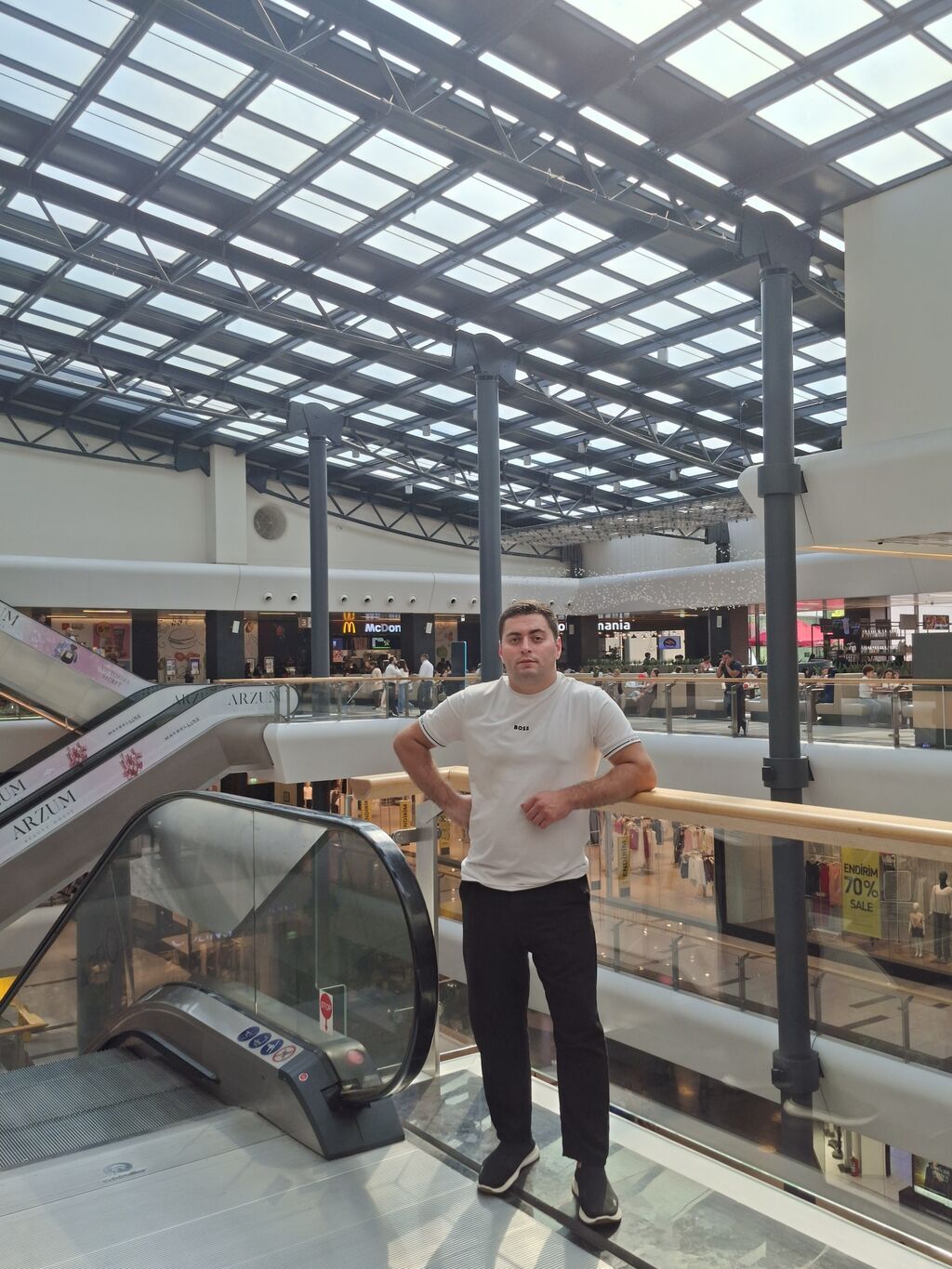Şexsi surucu kime lazim olsa elaqe saxlasin — Foto, video xidmətləri, Sumqayıt (2)