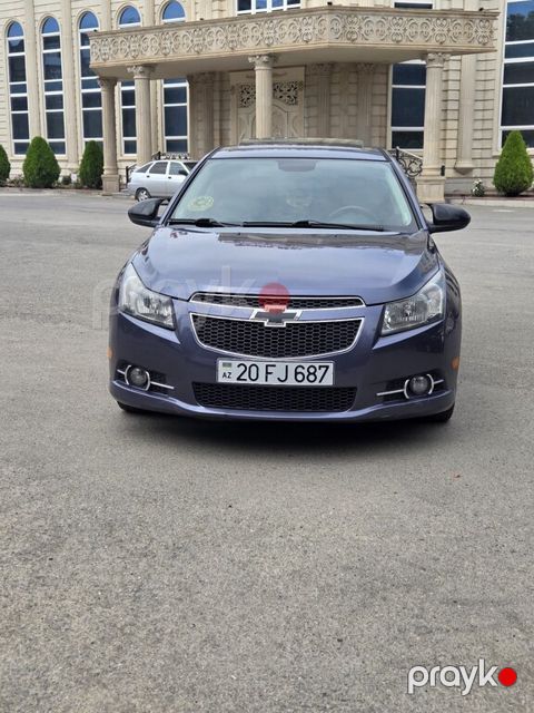 Chevrolet Cruze, 1.4 L, 2013 il, 330 000 km