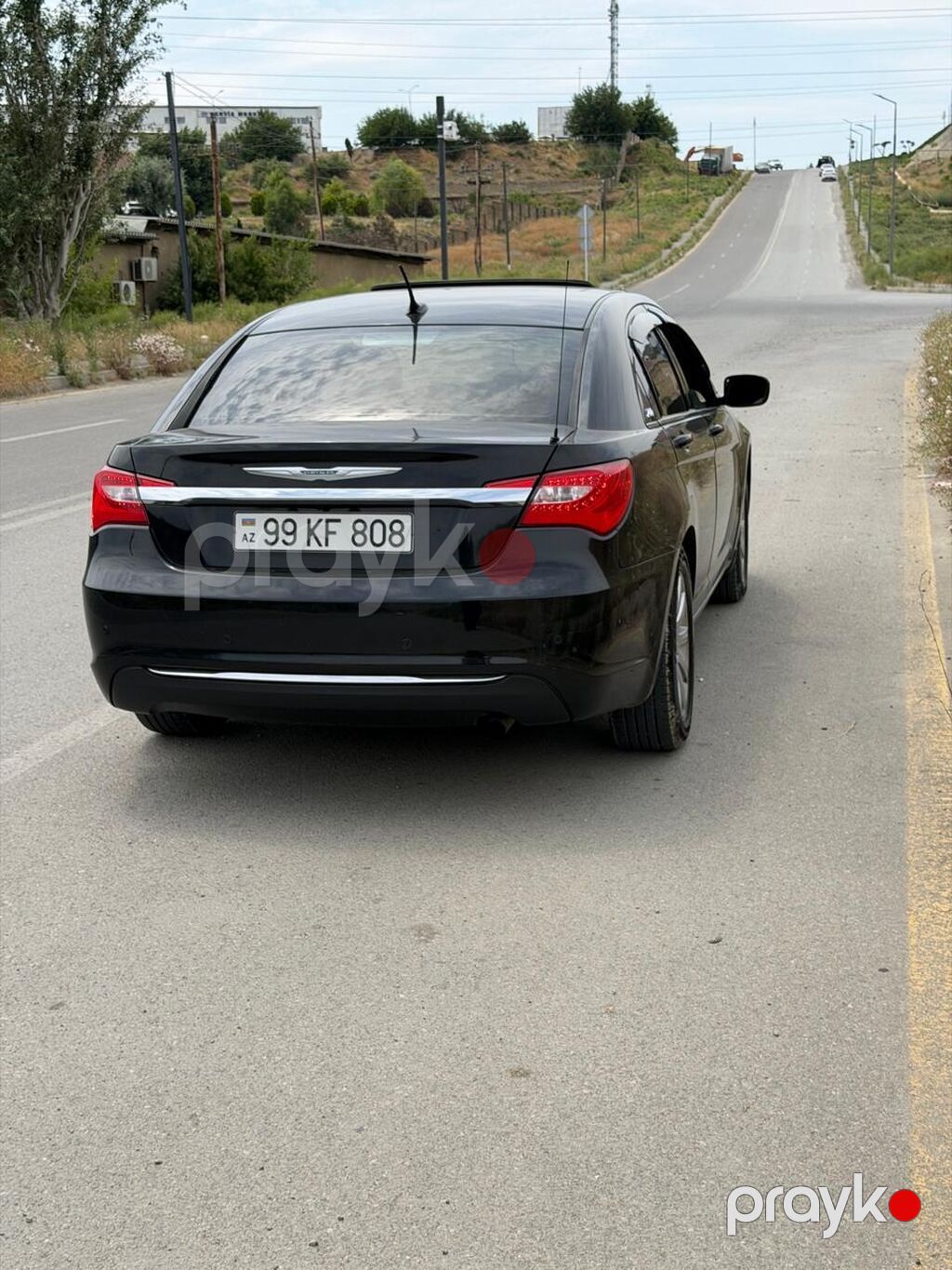 Chrysler 200, qara rəng, sedan kuzov. Xarici xüsusiyyətlər: - Xrom ön 99-KF-808 — Avtomobillər, Sumqayıt (4)