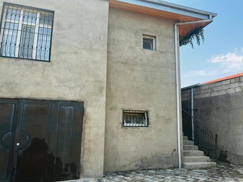 Satılır 8 otaqlı həyət evi/bağ evi 200 m² — Bakı