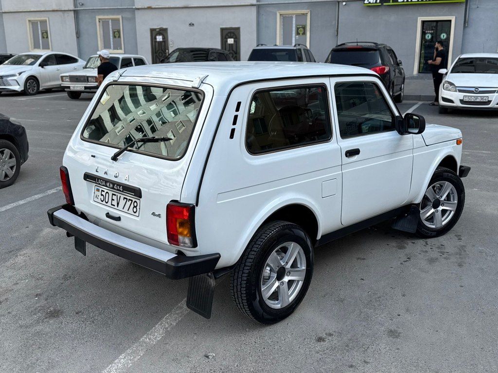 Lada (VAZ) Niva, 1.7 L, 2018 il, 63 000 km — Avtomobillər, Bakı (11)