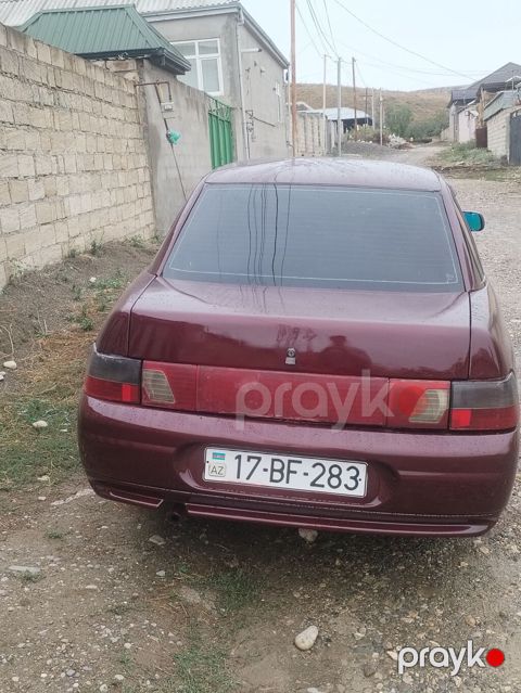Avtomobil: Lada/VAZ 2110 sedan Rəng: tünd qırmızı (bordo) Yanacaq