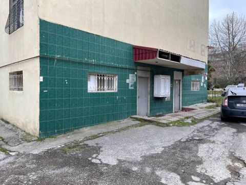 Satılır obyekt 99 m² — Bakı