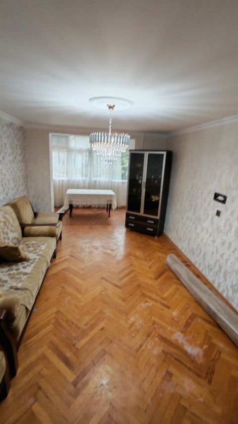 İcarəyə verilir 3 otaqlı köhnə tikili 60 m² — Bakı
